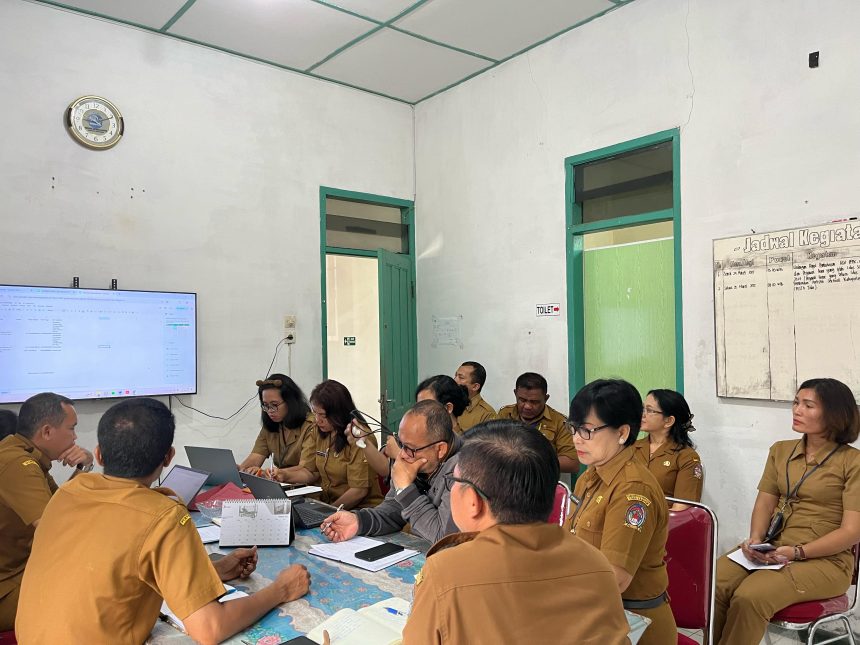 Rapat Internal Dinas Kesehatan terkiat dengan Efisiensi Anggaran