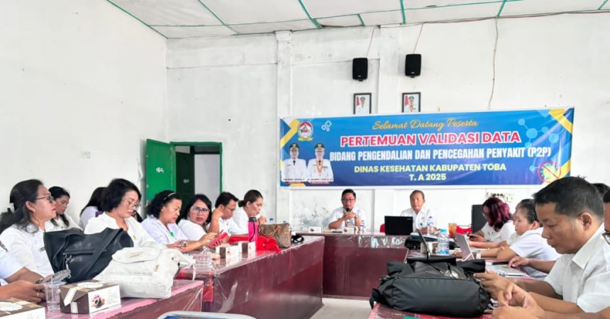 Rapat Evaluasi Data dan Kinerja Capaian Standar Pelayanan Minimal (SPM) Bidang Kesehatan Dinas Kesehatan Kabupaten Toba