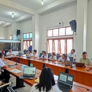 Rapat Persiapan Kunjungan Wamenkes dan Wamendagri ke Kabupaten Toba di Ruangan Staf Ahli Kantor Bupati Kabupaten Toba